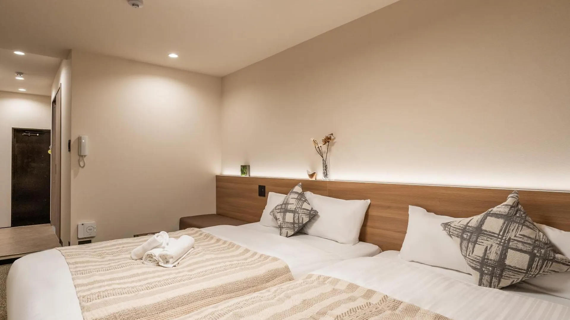 Lite House Shinsaibashi IV 호텔 오사카